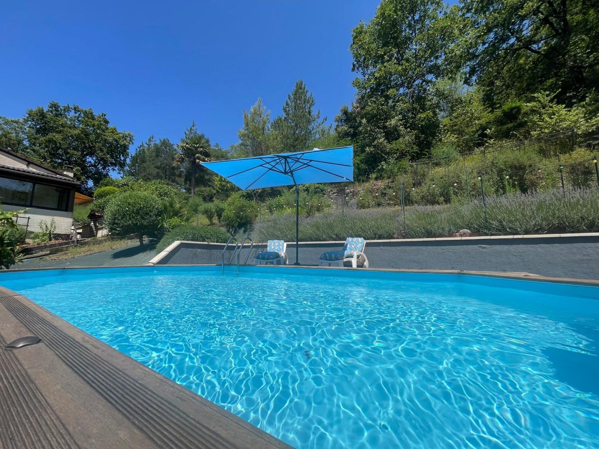 Le Petit Roquet Hotel Saint-Lazare Екстериор снимка
